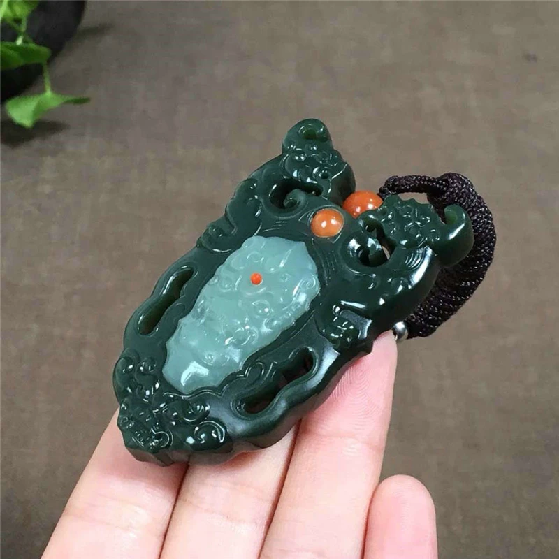 Hetian нефритовый кулон P0021 из тонкого материала в античном стиле зверя нефрита