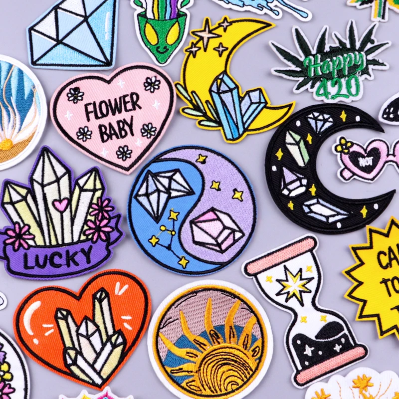 

Cartoon Patch Diamond Embroidery Patch Iron On Patches For Clothing thermoadhesive Patches On Clothes Jackets DIY Fusible Patch