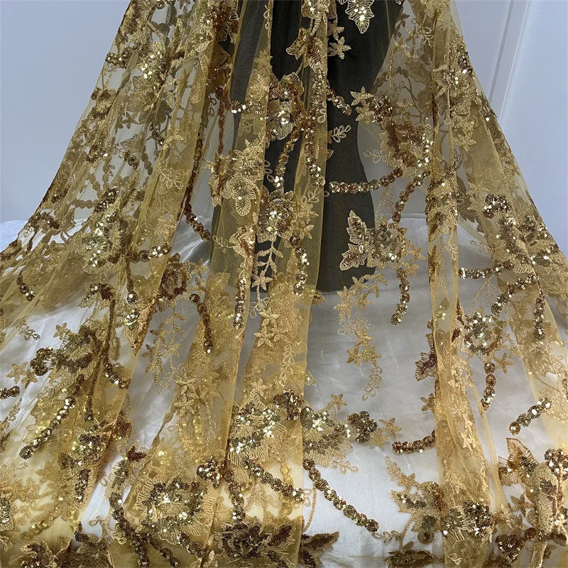 Кружевная ткань с золотыми блестками и вышивкой 1 ярд