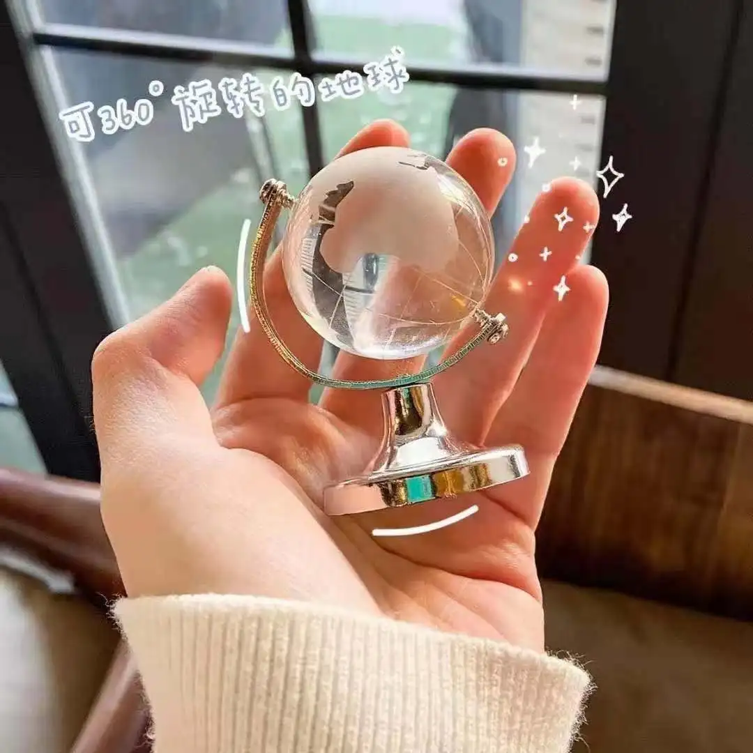 

Mini Crystal Globe Kawaii Desktop Ornament Creative Desk Room Home Decoration sünnipäeva kingitus