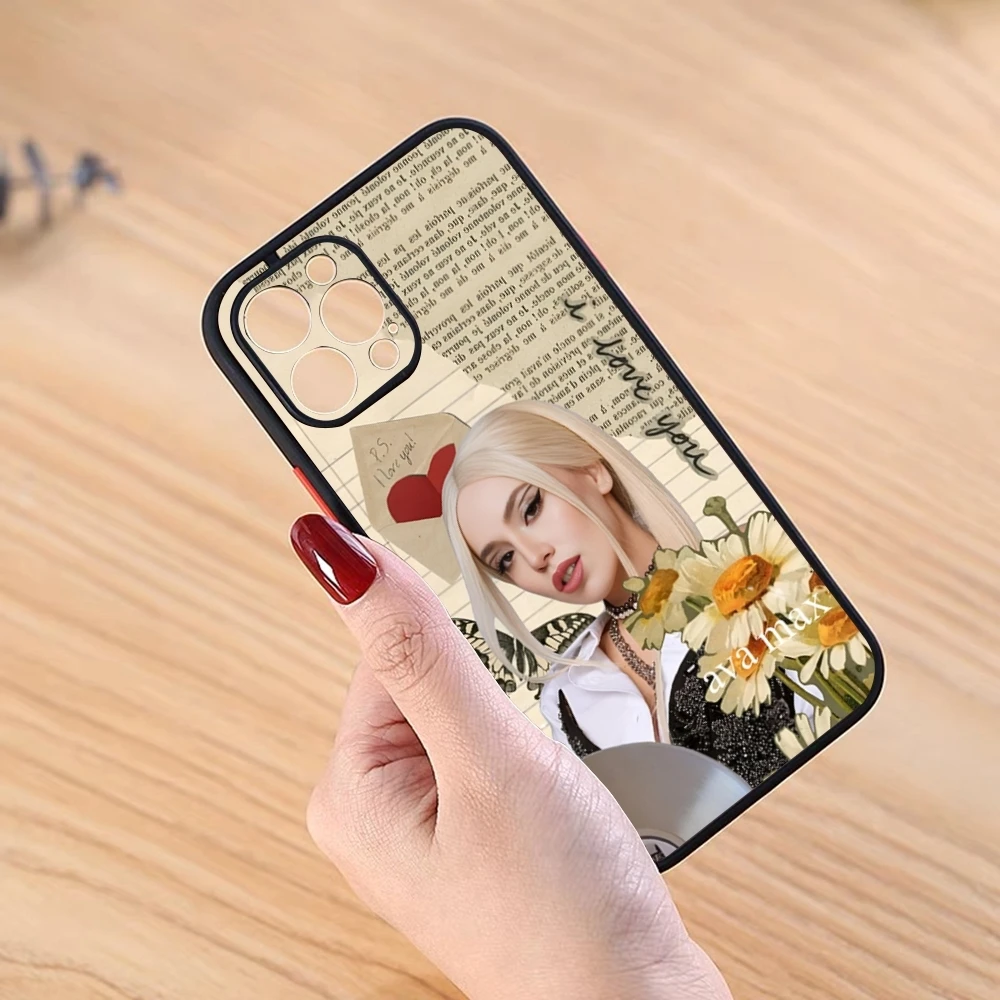 Фото Чехол для телефона Singer A-Ava Max для IPhone 15 Pro 16 Pro Max 14 13 11 12 Mini Xs X Xr 7 8 Plus Se Matte Cover №3