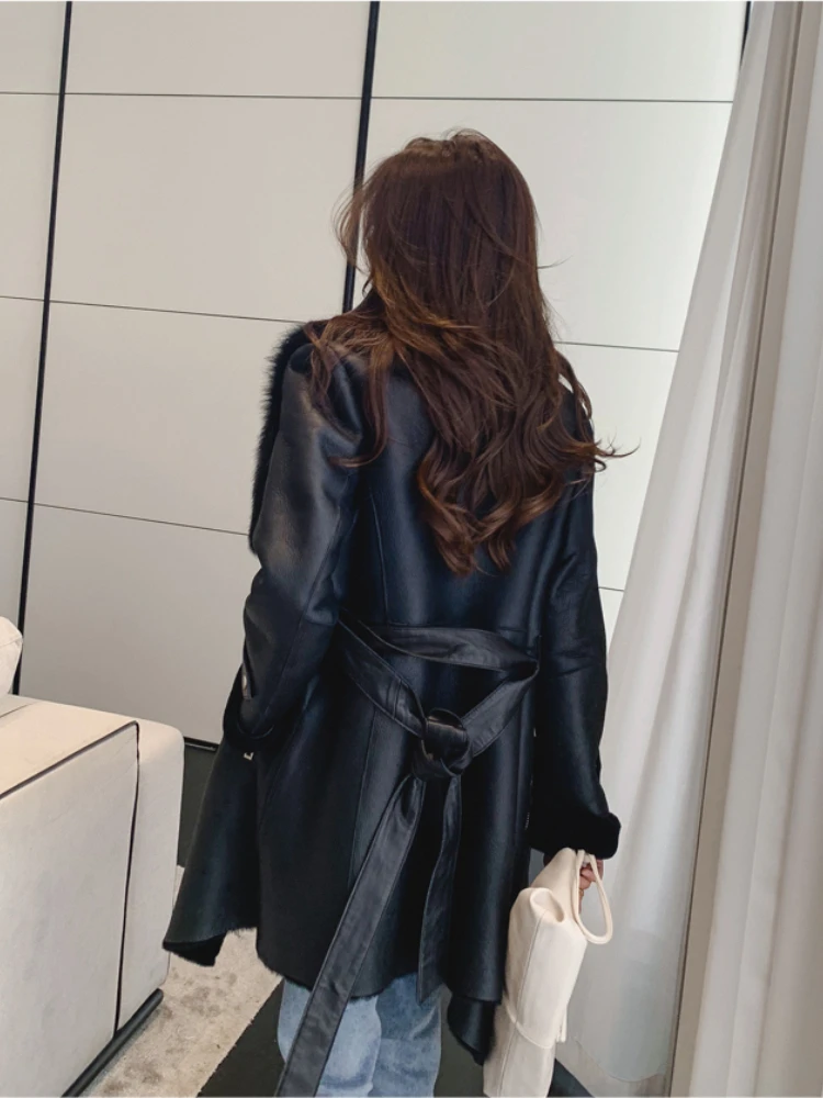 2022 New Winter Jacket Women Double Sided Fur Wool Turndown Collar Warm Merino Sheepskin Outerwear Natural Real Fur Coat