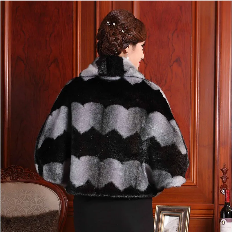 2022 New Winter Clothes Short Real Fur Coat Parkas Women Jacket Luxury Striped Mink Fur Loose Fashion Female Ticken Warm Top