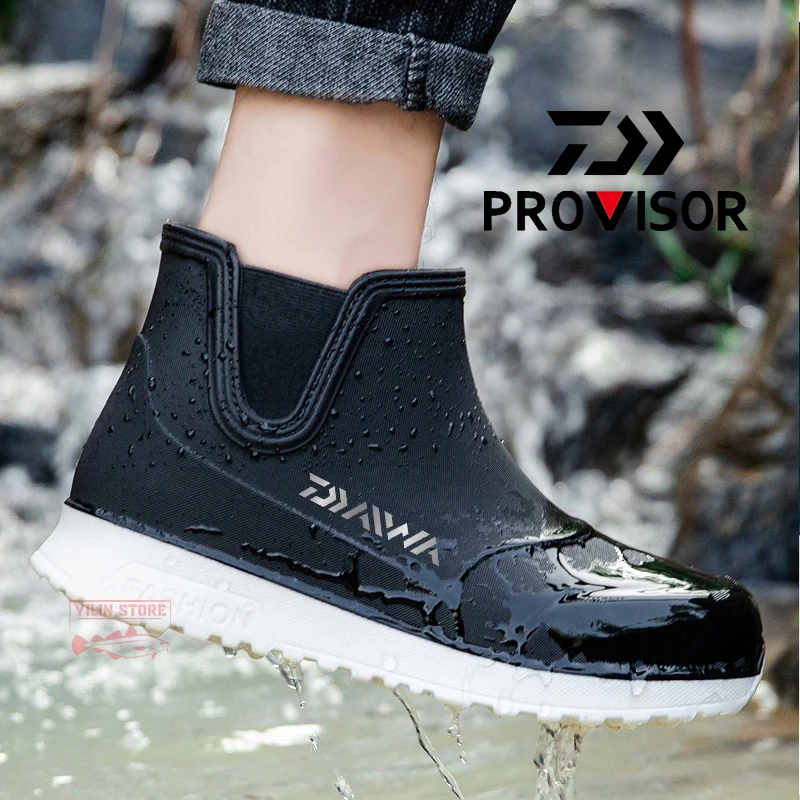 

Daiwa Men Fishing Rain Boots Waterproof Men Ankle Boots Rain Shoes Fishing Flats Anti-skid Casual Rainboots Man Rubber Rain Shoe