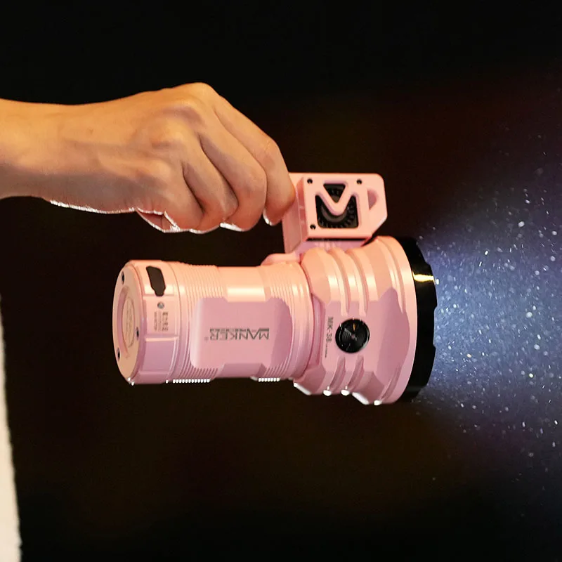 

Manker MK38 Фонарик 8 LED 41500 люмен