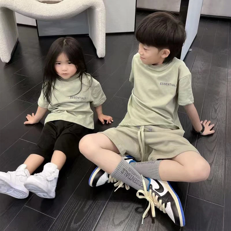 

Boys Girls Spring Summer Cotton Loose Two Piece Set 8 To 12y Round Neck Short-sleeved T-shirt Shorts Children's Casual Suit 2022