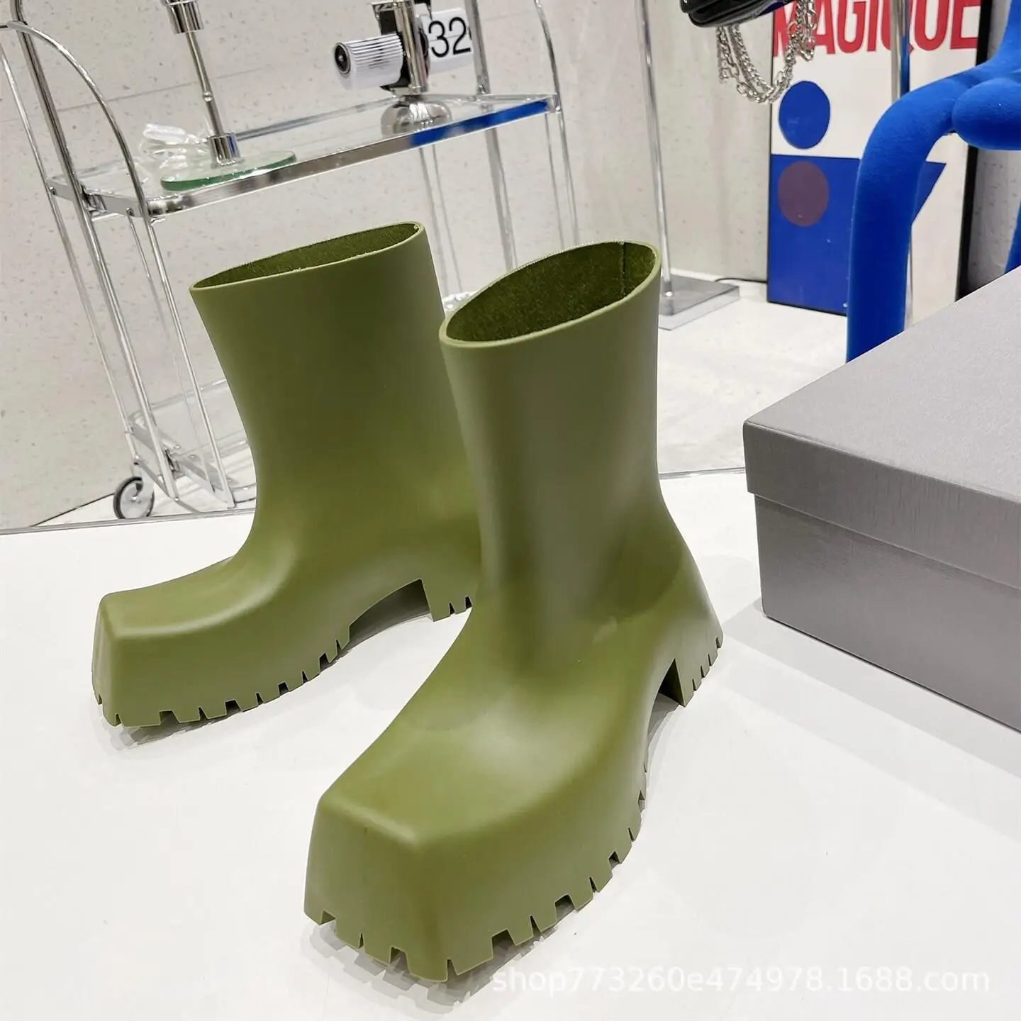 

Green Square Toe Rain Boots Thick Platform Rubber Short Boot Solid Color Slip On Boots 2023 New Fashion Women Men Casual Shoes