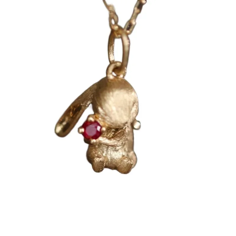 Комплект бижутерии из колье серёг и браслета в виде кролика