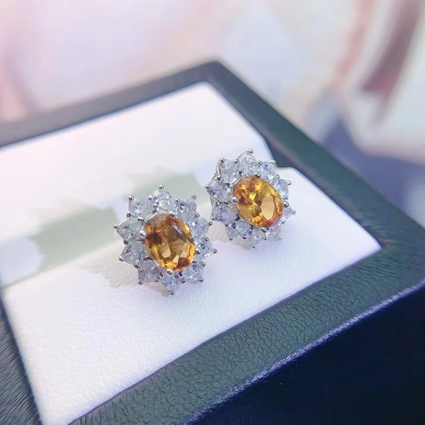 Классические серьги-гвоздики из серебра 925 пробы с кристаллами 5 мм * 7 всего