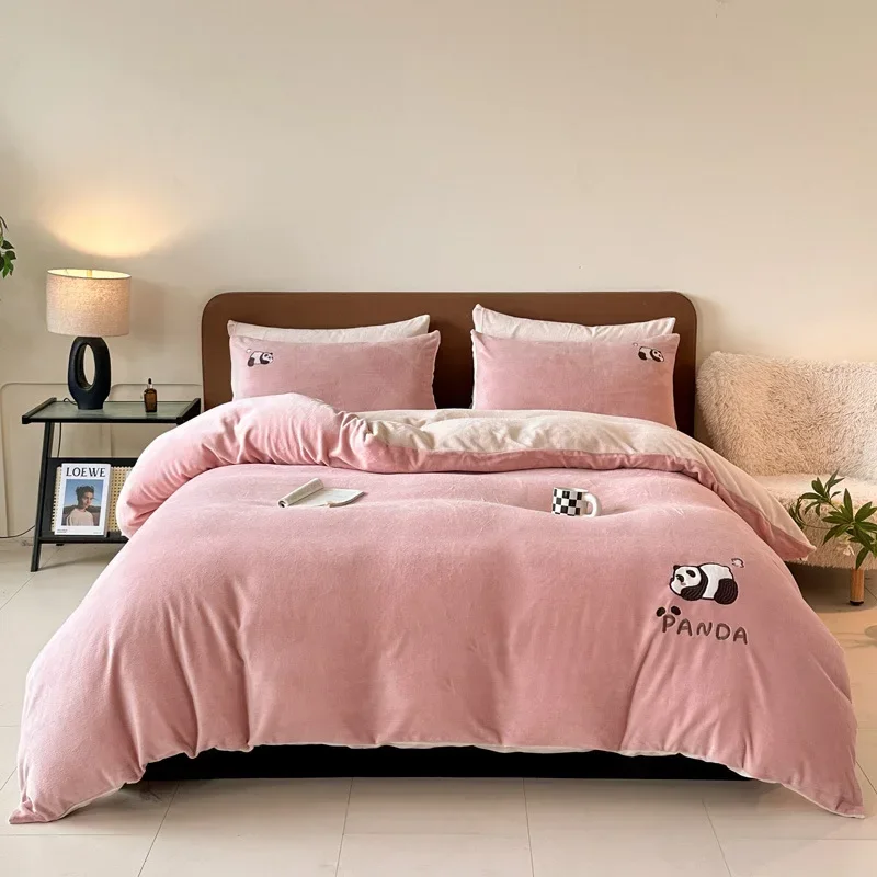 2024 утолщенный теплый милый мультяшный молочный флисовый комплект из четырех