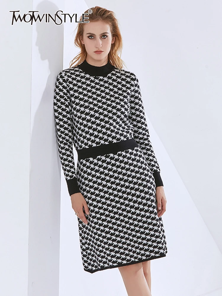 

TWOTWINSTYLE Plaid Vintage Dress For Women Stand Collar Long Sleeve High Waist Colorblock Mini Dresses Female Spring Clothes New