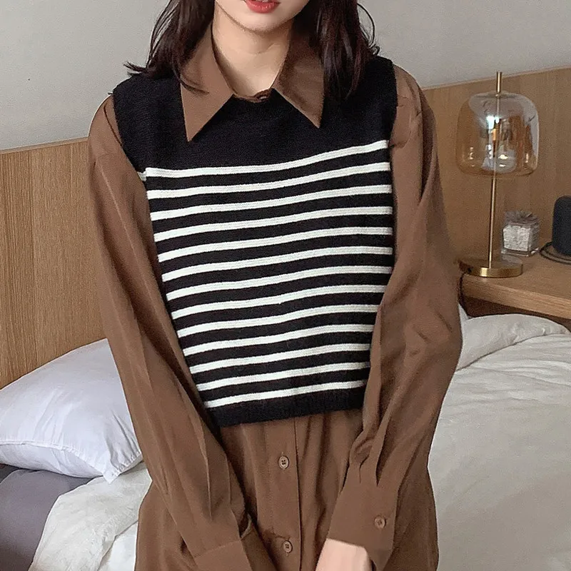

Autumn Color Matching Striped Round Neck Sleeveless Knitted Vest Women's Korean Fashion All-match Outer Wear Vest Top