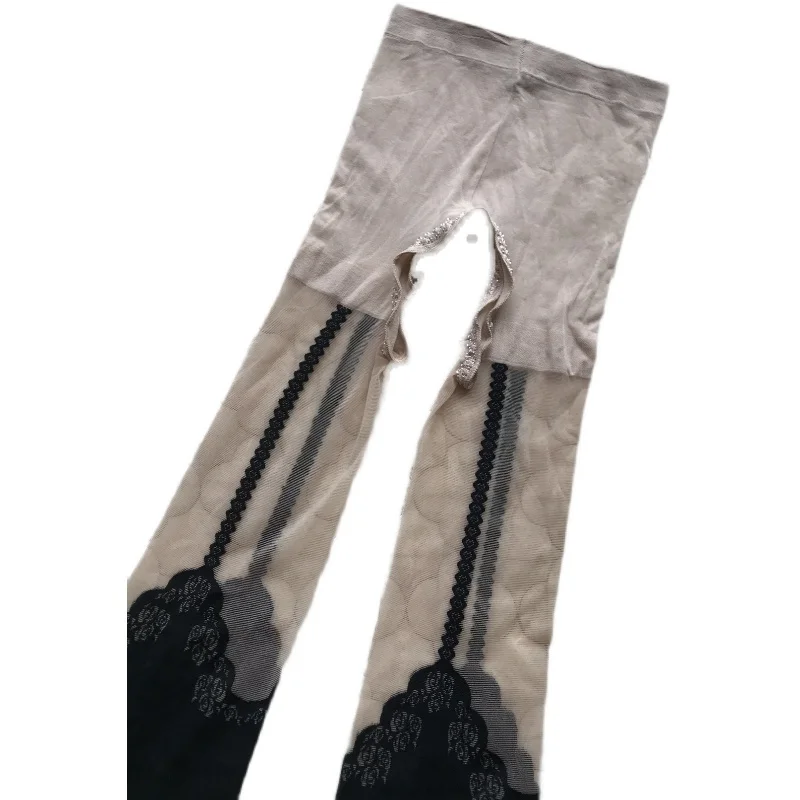 Сексуальные лоскутные чулки с порошковой проволокой и открытой промежностью