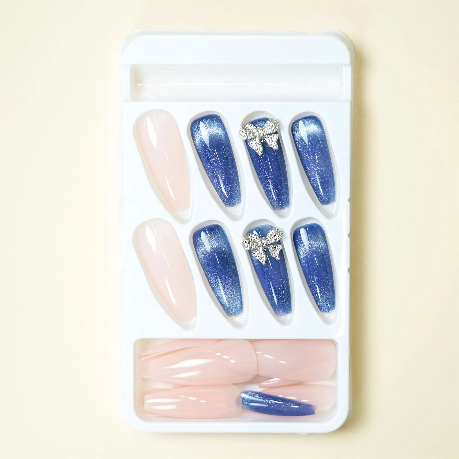 

3D блестящие Длинные накладные ногти синего цвета с безвредными и гладкими краями для украшения ногтей своими руками