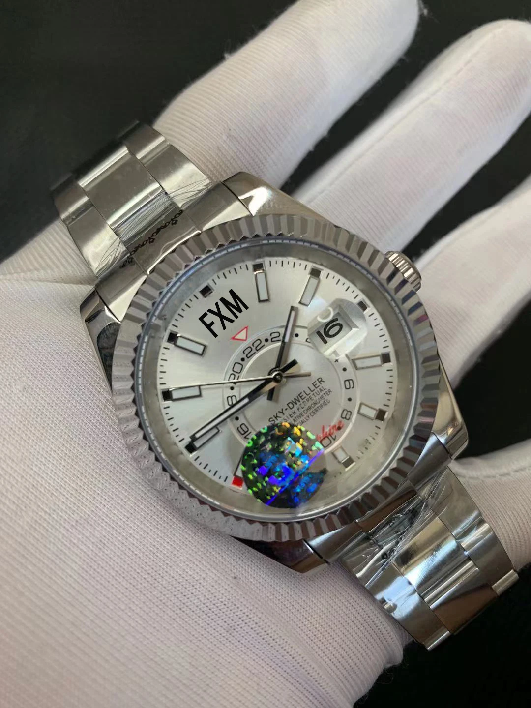 

Factory Outlet Men's Watch Automatic Movement Sapphire Glass 904L Stainless Steel Best Selling Style of the Year