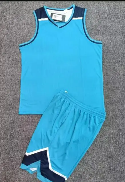 

Футболка синего цвета, черный цвет cloro, белый цвет и короткие, детские носки мужские носки, для детей и взрослых