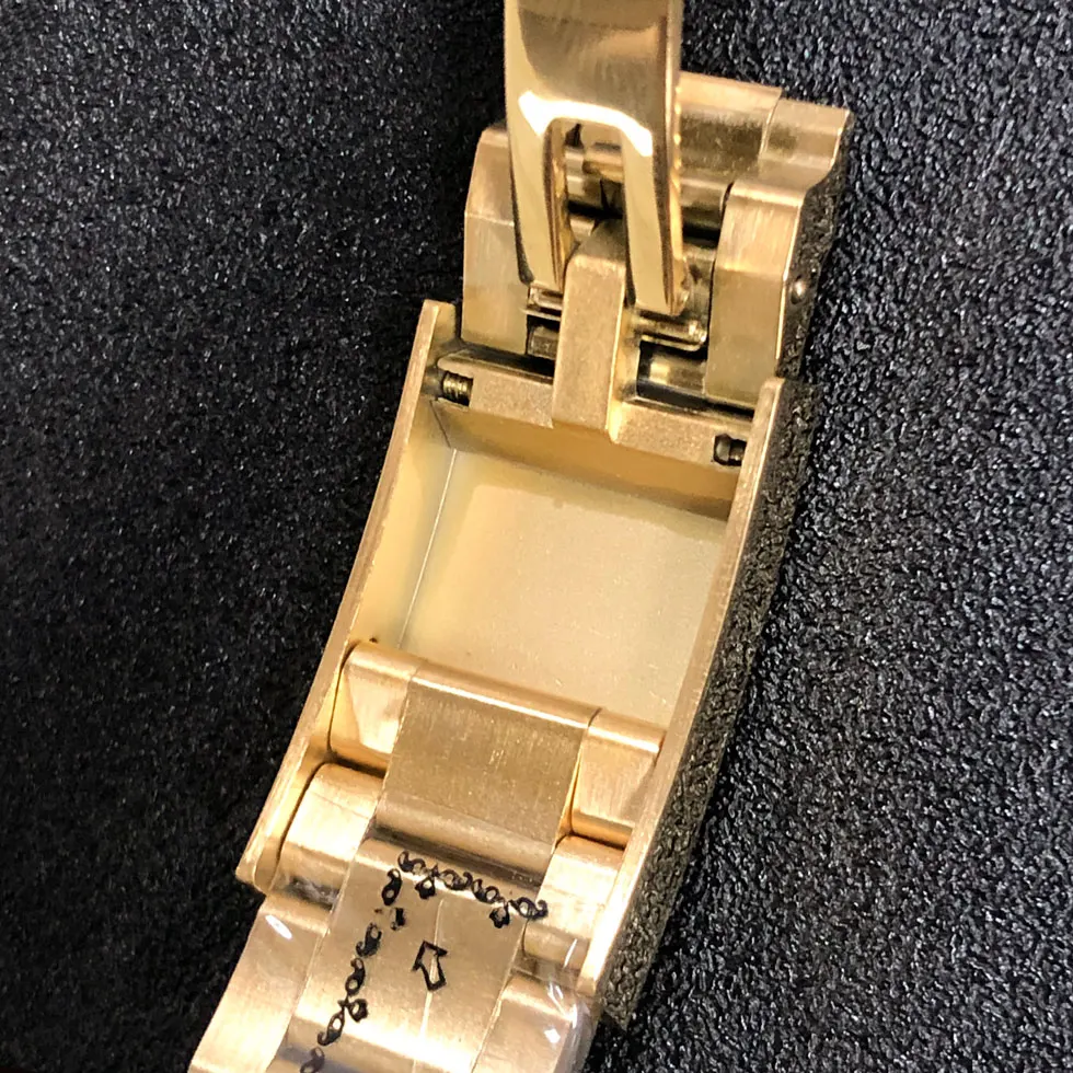 40mm Watch Case PVD Gold  Fine Steel Case Sapphire Glass Suitable for NH35 NH36 Movement