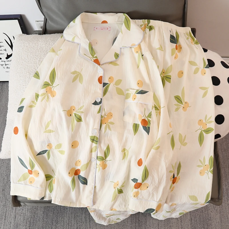 Женская пижама в литературном стиле Харадзюку |