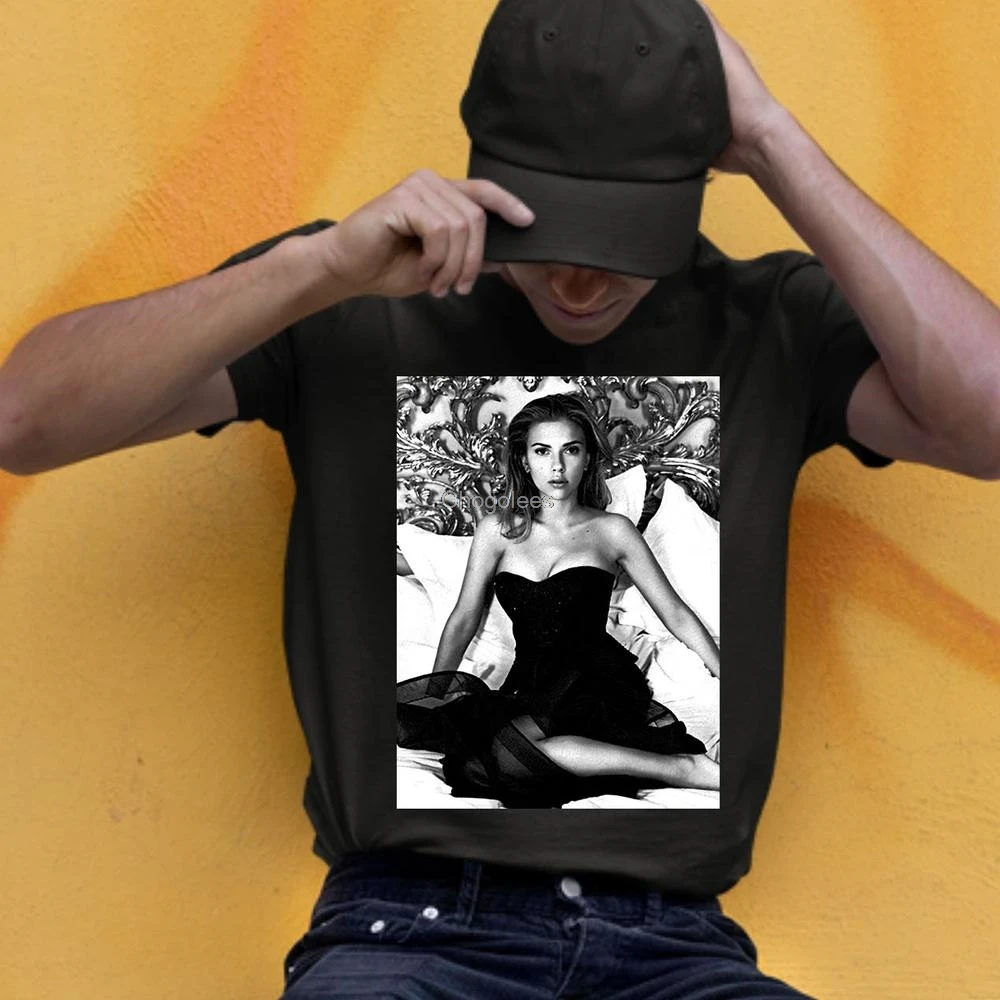 Футболка Scarlett Johansson Classic.