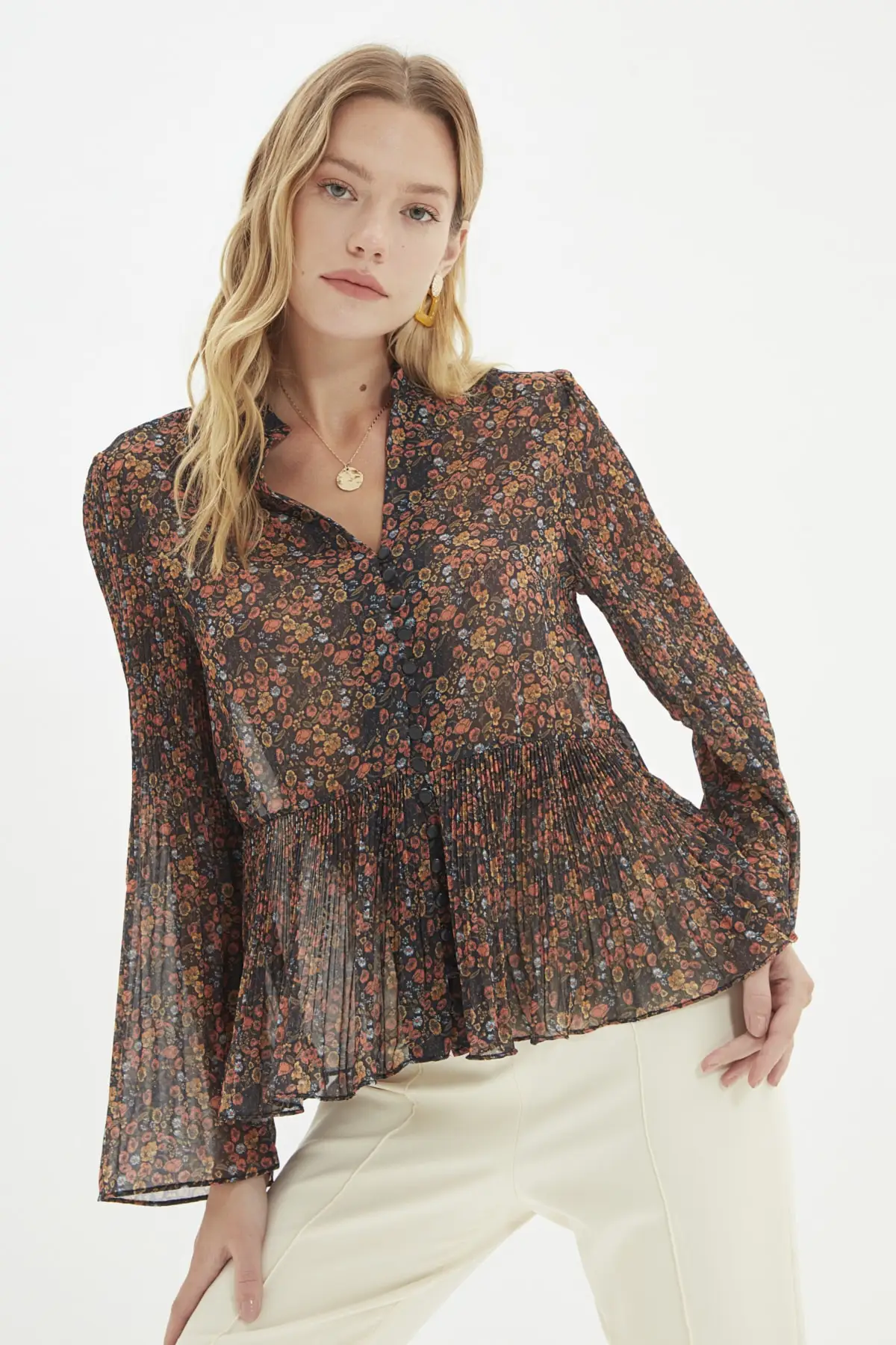 

Trendyol Piliseli Shirt TWOAW22GO0931