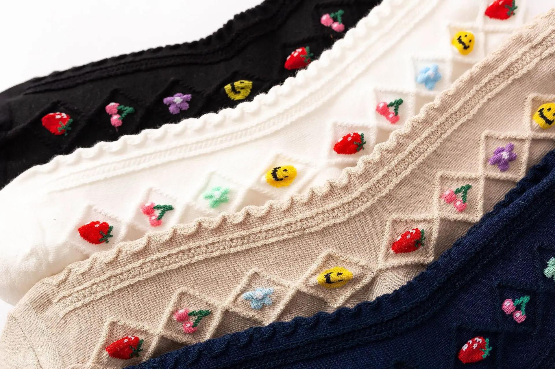 4pairs Spring  Autumn Socks Women's Tube Cotton Japanese JK Fruit Smiley Sweet Beauty Three-dimensional Embossed Flowers Piles