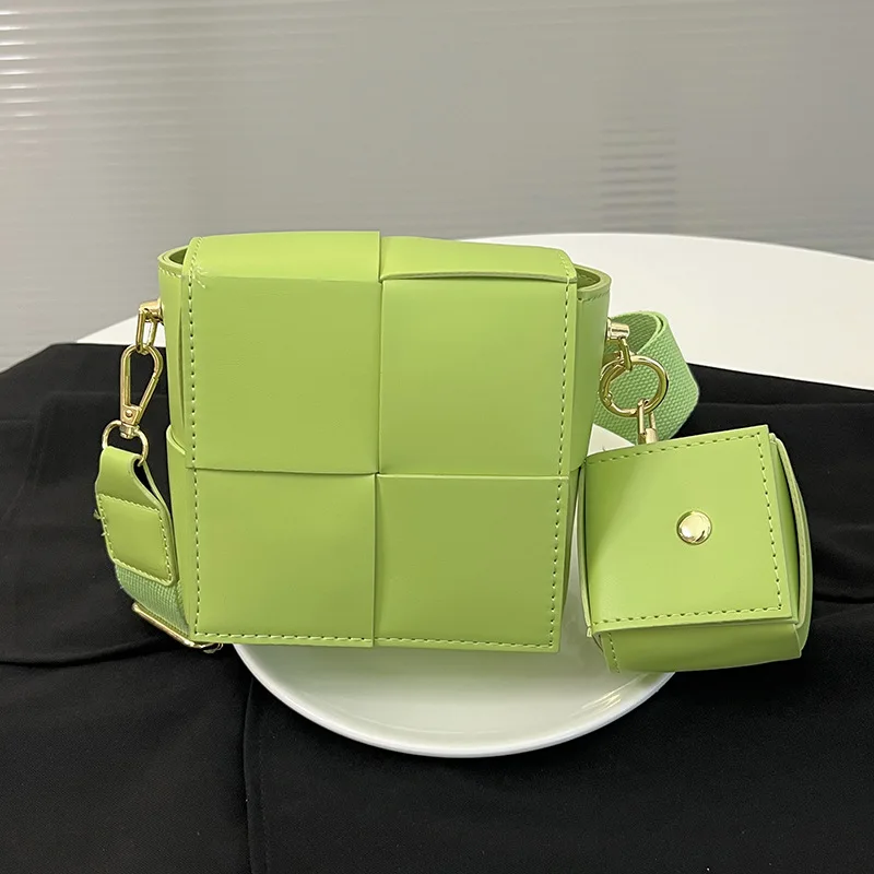 

Luxury Designer Purse and Handbag Mini Knitting Bags for Women Quality Female Bag Women's Bag 2022 Trend Woman Handbags