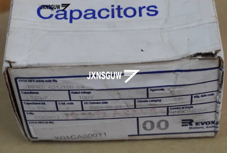 10 шт. оригинальный пленочный конденсатор RIFA EVOX PFR 820PF100V P5MM 821/100 в