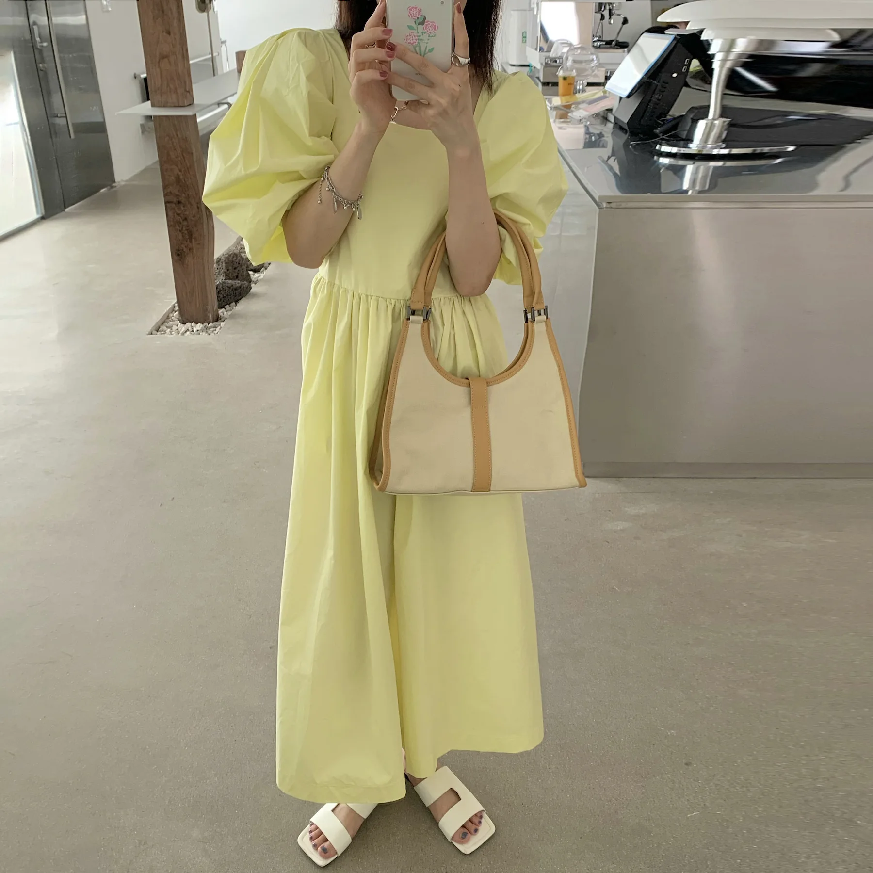 

SuperAen 2022 Summer Retro Square Collar Puff Sleeve Waist Cotton Loose Solid Simple Backless A-LINE Dress for Women