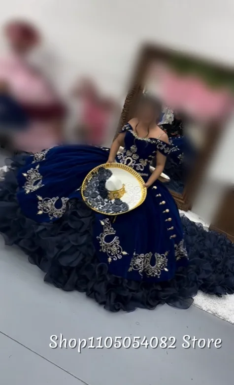 Фото Великолепное темно-синее марокканское платье Quinceanera по индивидуальному заказу, кружевное платье с открытыми плечами и аппликацией, пышный подол со шлейфом, пятинадцать платьев для взрослых №5