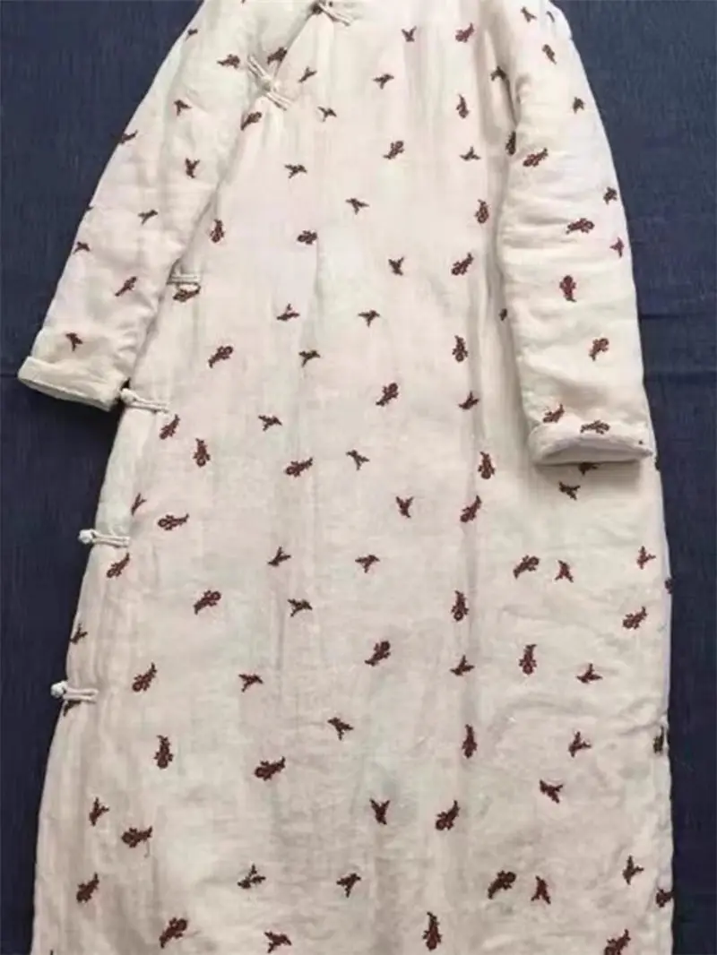 Пальто в национальном стиле ретро с пряжкой бежевое хлопковое зимнее длинное