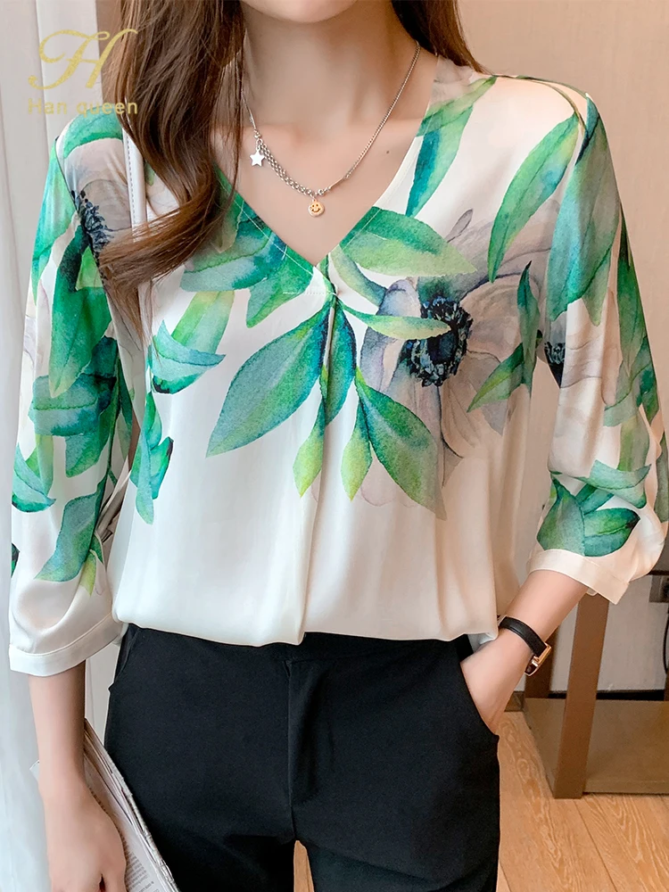 

Блузка женская с V-образным вырезом, элегантная Простая Повседневная рубашка с принтом, свободного покроя, в Корейском стиле, в винтажном ст...