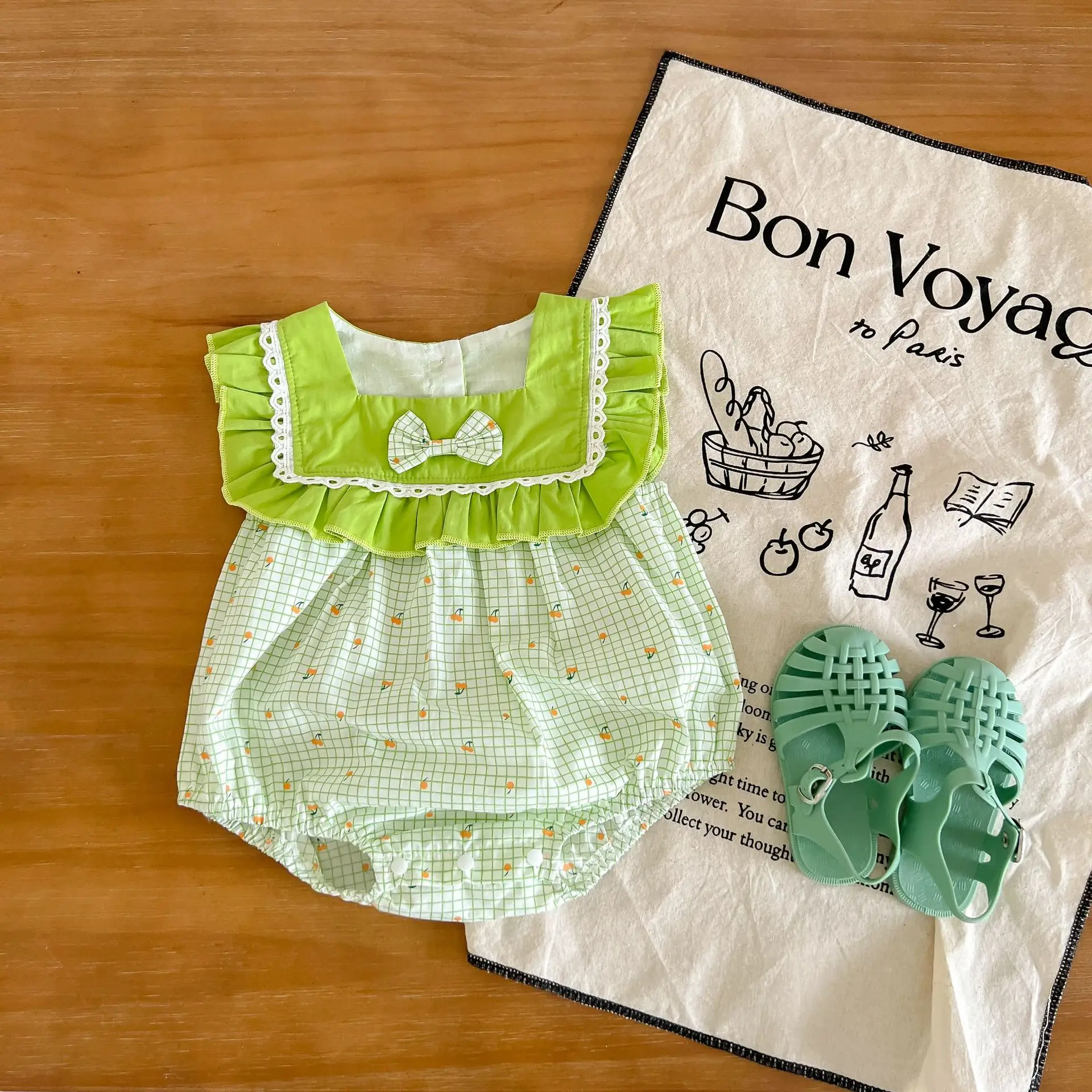 

Newborn Baby Girl Summer Sweet Bow Bodysuit Fashion Plaid Flying Sleeves Jumpsuit Toddler Girls Lace Cotton Princess Bodysuits