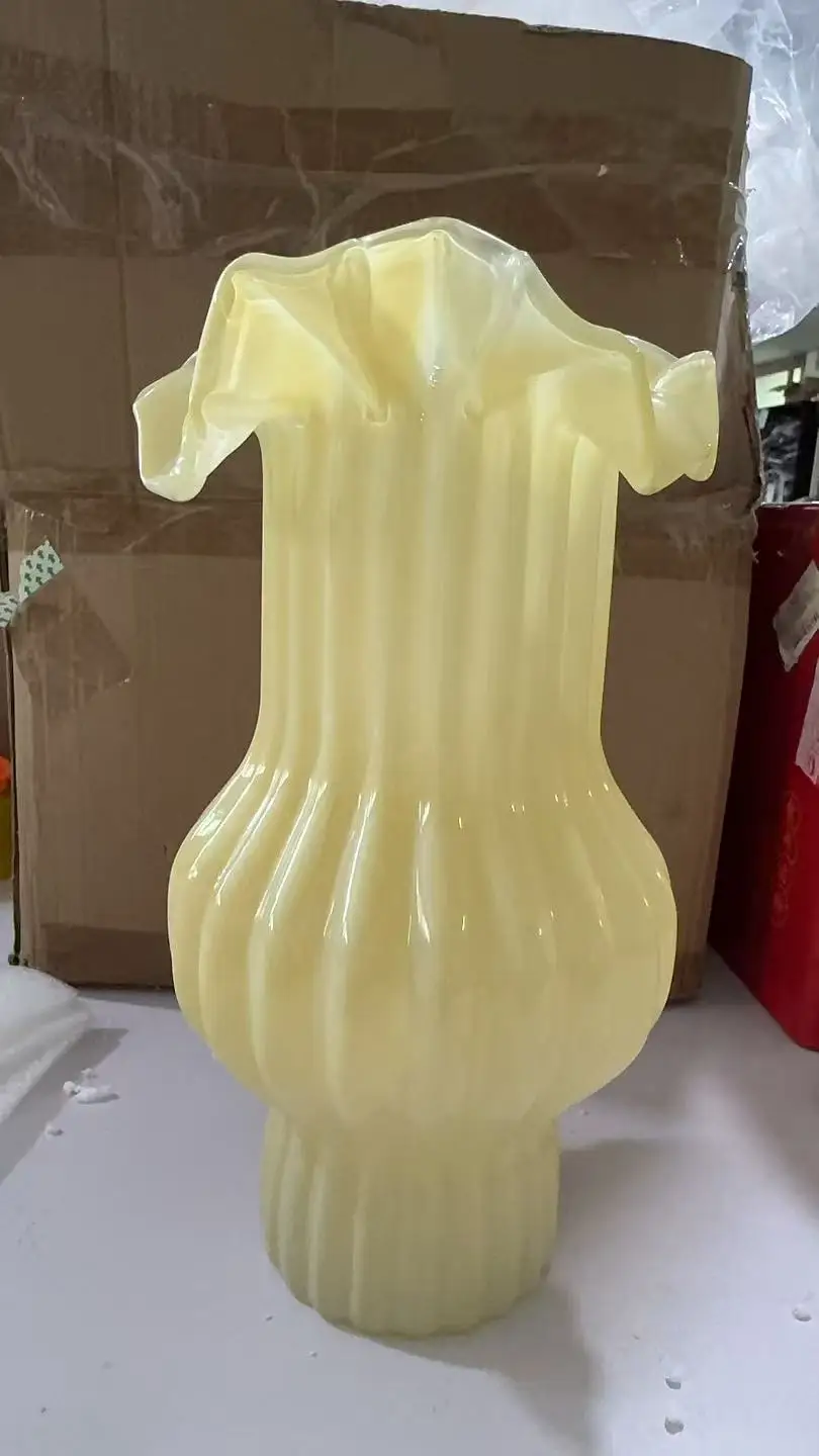 

Стеклянная ваза в стиле плиссированной юбки, французская средневековая прозрачная ваза с большим животом, художественное украшение комнаты, подарок на новоселье