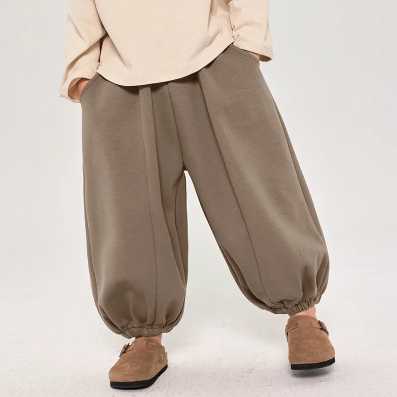 Повседневные брюки для мальчиков в Корейском стиле осень 2024 Детские однотонные