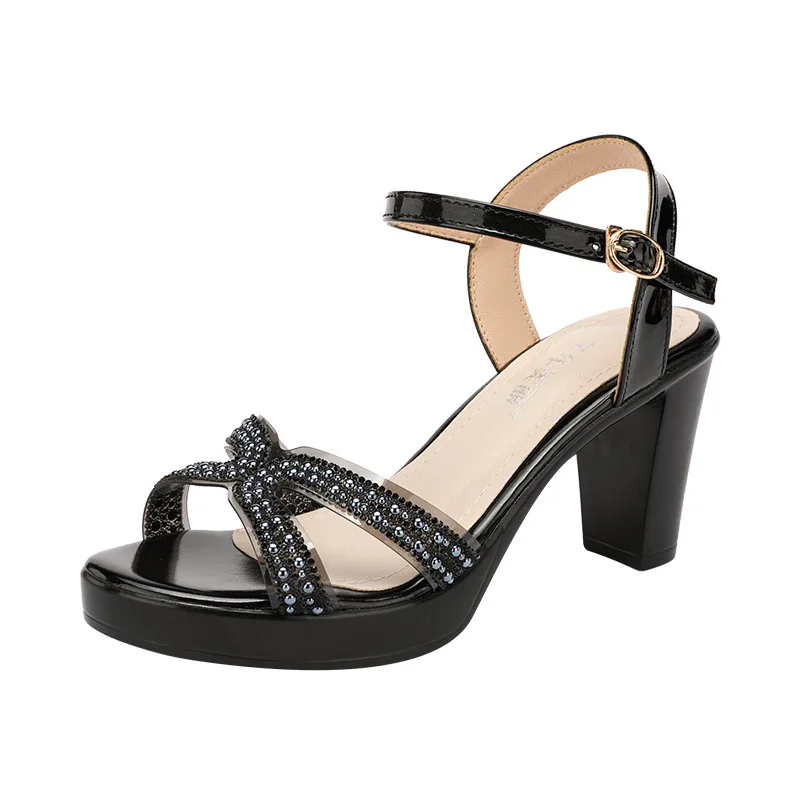 

Женские босоножки на квадратном каблуке, элегантные блестящие босоножки на платформе, лето 2023