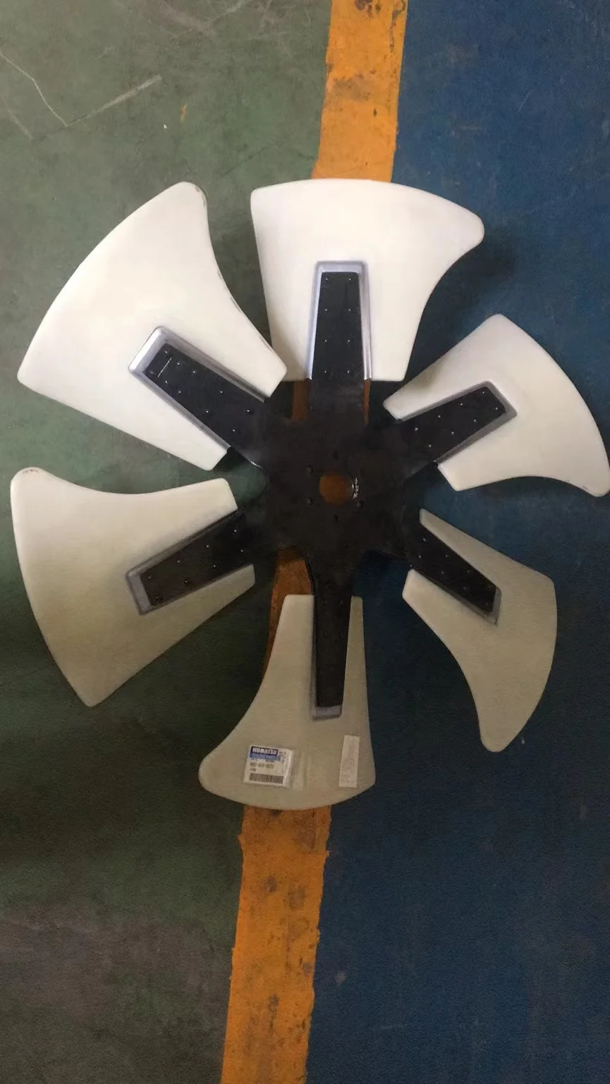 Детали двигателя 6D114 лопасть вентилятора 6D125 охлаждающий вентилятор 600-635-5870 для