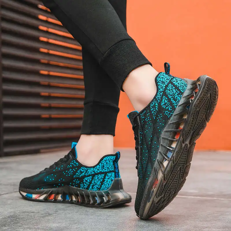 

Кроссовки мужские спортивные на танкетке, размер 11,5