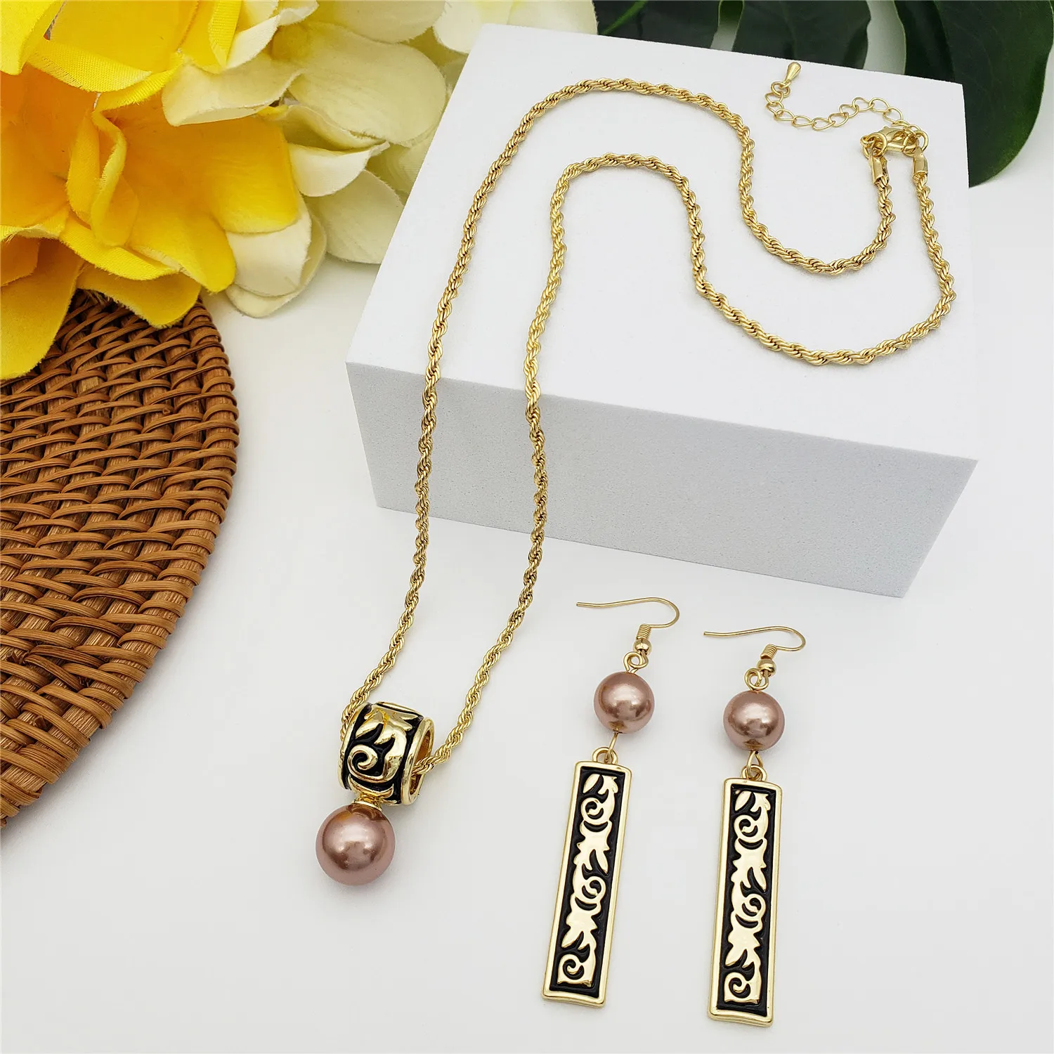 Модное ожерелье и серьги из гавайской Полинезии самоанской пляжной черной