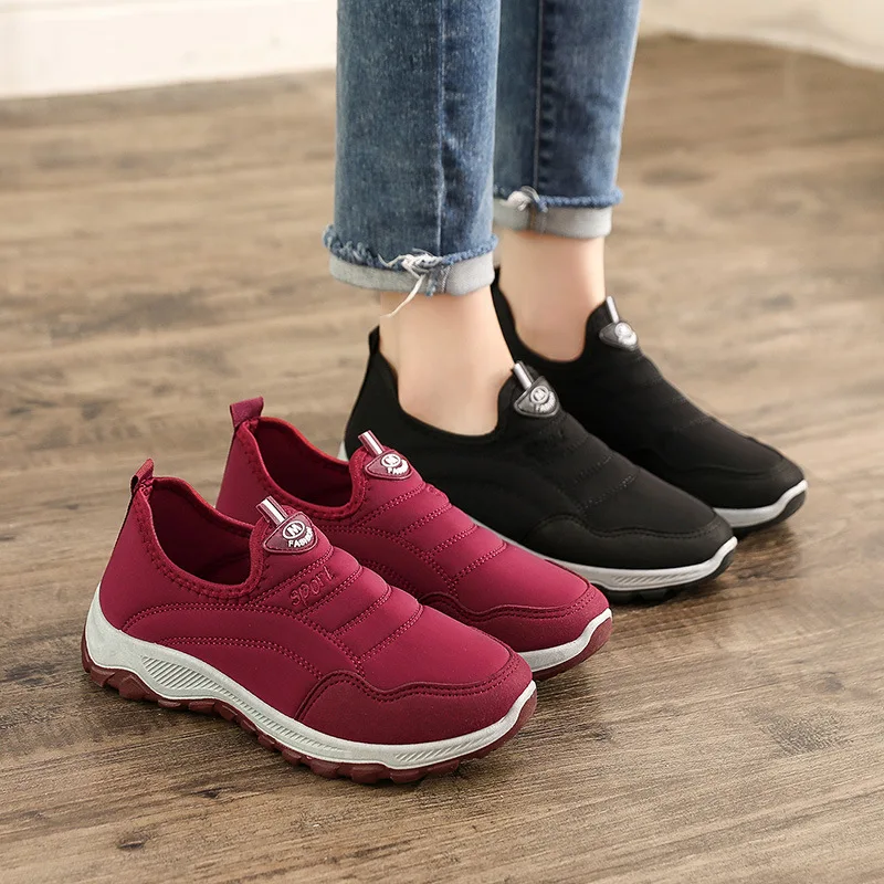 

One foot pedal casual shoes winter new women's sports shoes breathable cloth running shoes