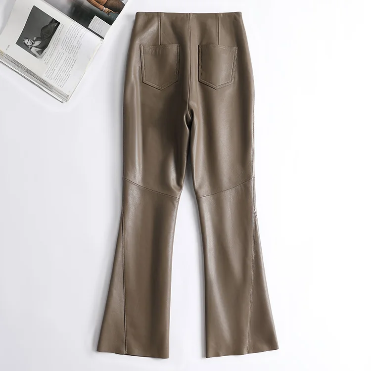 Рисунок 4 - Женские брюки из натуральной кожи