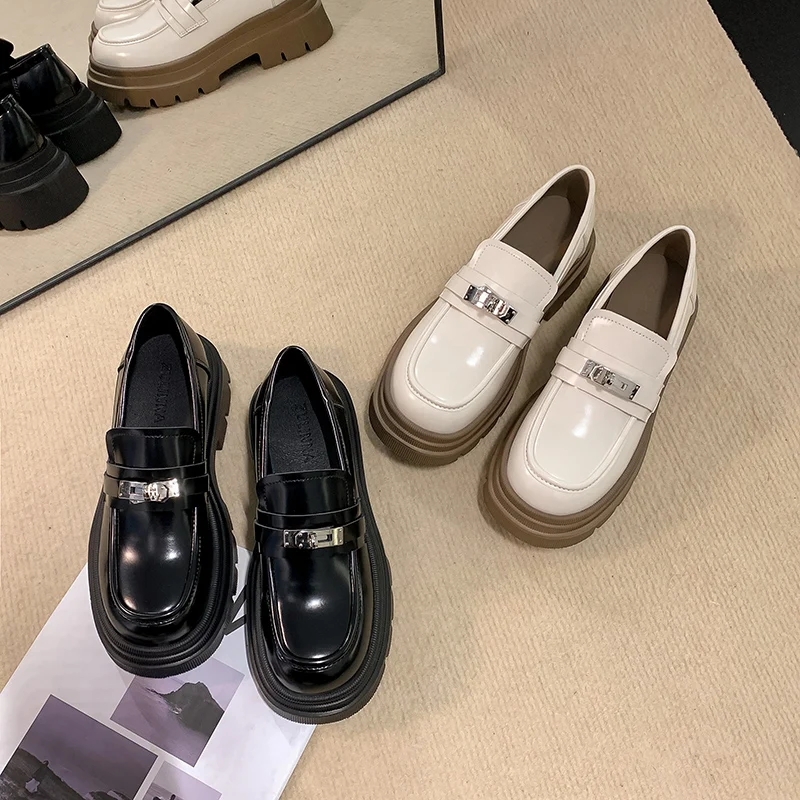 AIYUQI Loafers Women Genuine Leather Lock 2023 New British Style Women Shoes Platform Student Ladies Shoes