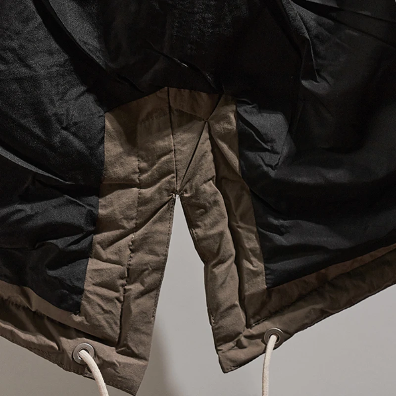 Long down jacket men's winter coat is thickened, and warm and casual solid color hooded coat is worn outside.