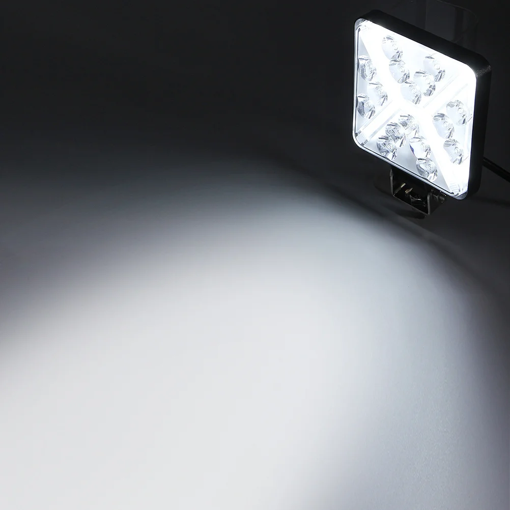 

LED Driving Lights Running Light LED Car Spotlight Work Light Car Working Lamp Vehicle Light Replacement