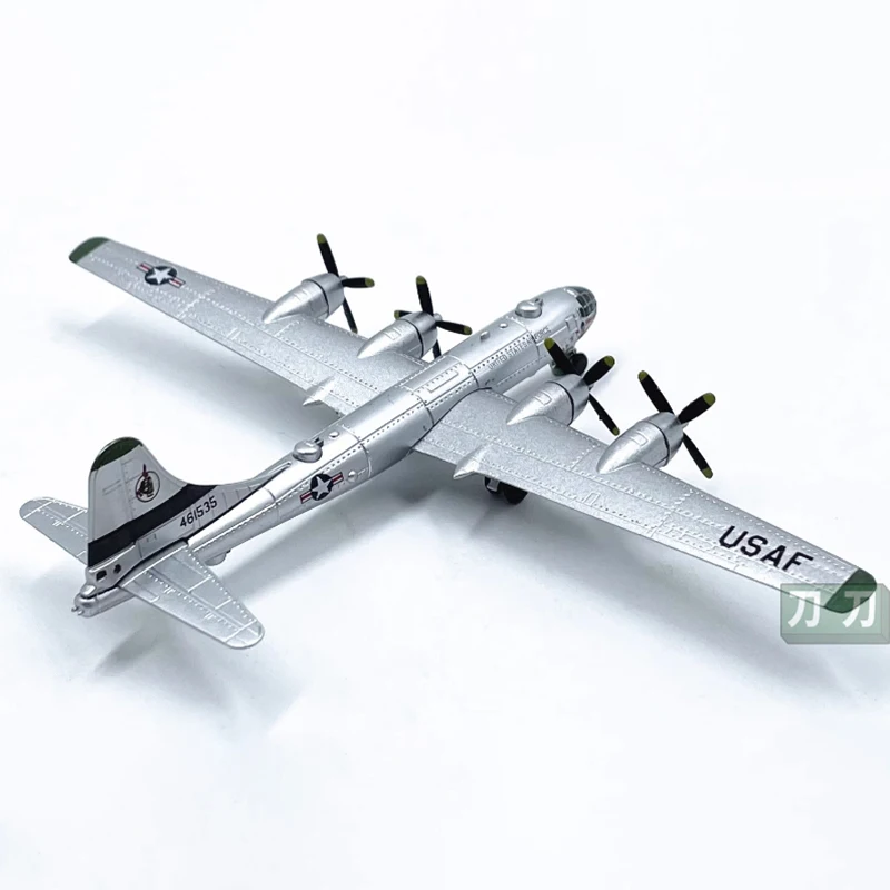 Литье под давлением в масштабе 1:300 модель бомбардировщика B29 готовая из сплава