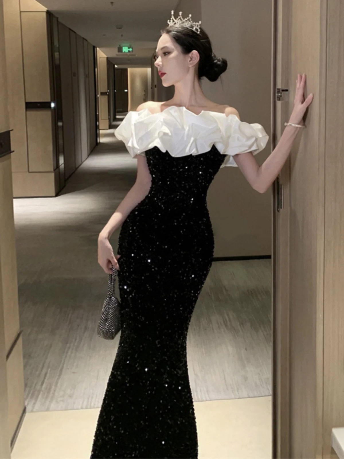 Lady Royal Sister Sle сексуальное длинное платье с открытыми плечами бархатное блестками