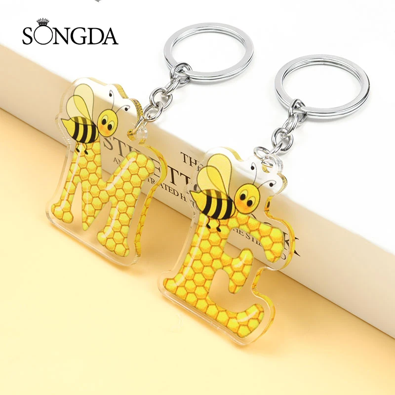 

Cute Honeybee Honeycomb Acrylic Keychains Yellow A-Z Initial Letter Pendants Key Rings for Women Man Handbag Jewelry Accessories