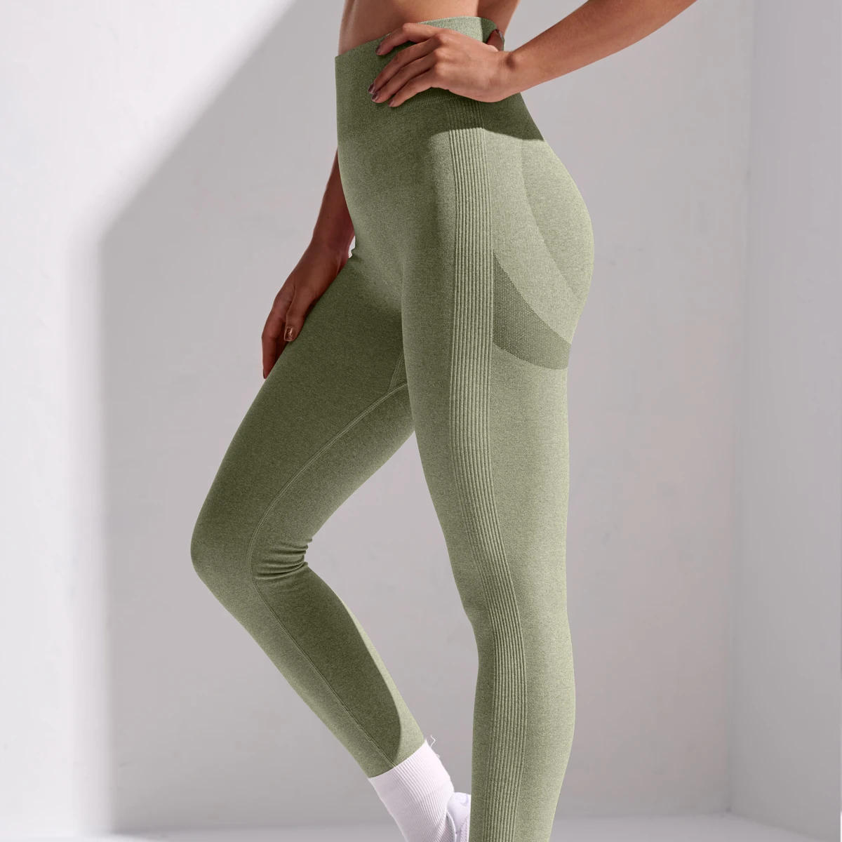 2023 New Design Workout Plus Size Women's Leggings High Waist Yoga Pants Tummy Control Lift Leggings