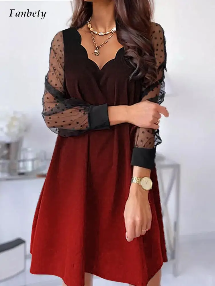 

Женское платье-трапеция с длинным рукавом и V-образным вырезом