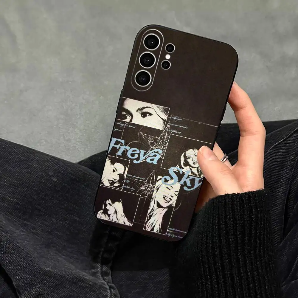 Фото Чехол для телефона F-Freya S-Skye Singer для Samsung S25, S24, S21, S22, S23, S30, Ultra, S20, Plus, FE, Note, 10, 9, 5G, черный №3