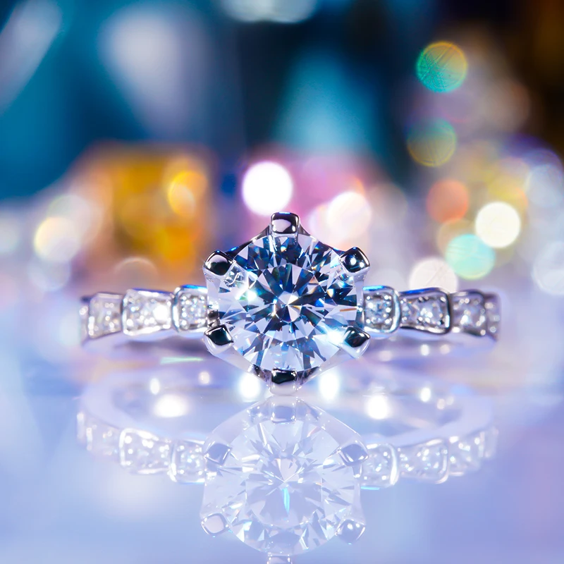 

CHENJI Ring Women's Light Luxury Niche Moissanite Simulation Diamond Wedding Ring 1 Carat Bamboo 6 Prongs Classic Women's Ring